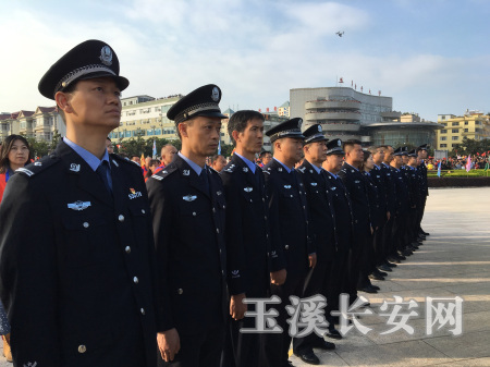 法警列队