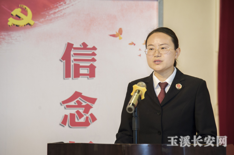 师晓霞