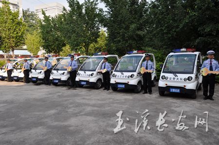 务室及巡逻车配发仪式隆重举行-元江长安网-云